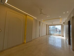 Room in 3 BHK Builder Floor at Greater Kailash I – for Sale