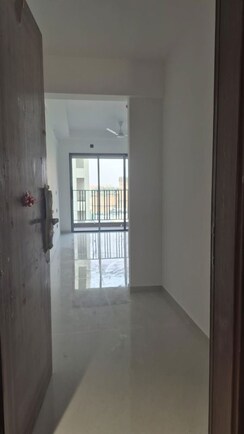 2 BHK Apartment For Sale in Lalit Estate