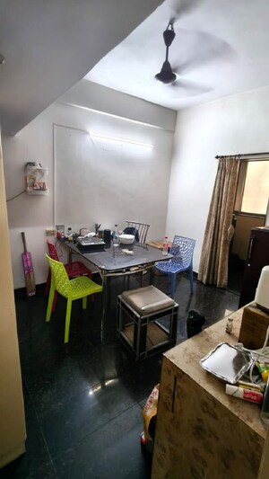 2 BHK Apartment For Rent in Juhu