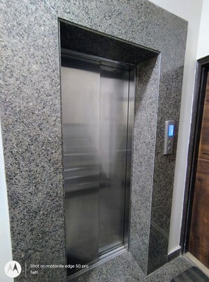 Building Lobby in 2 BHK Builder Floor at Sector 40 – for Rent