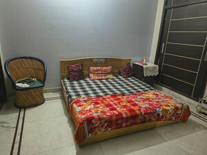 Bedroom in 2 BHK Builder Floor at Sector 46 – for Rent
