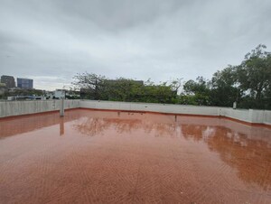 Swimming Pool in 4 BHK Builder Floor at Nehru Enclave – for Sale