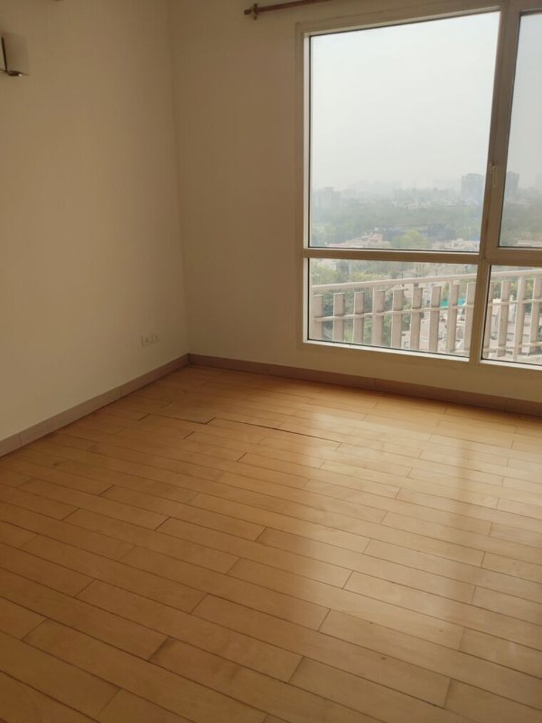 Room, jaypee-green-sea-court 3 Bedroom 3500 Sq.Ft. Apartment In Sector Swarn Nagri Greater Noida 10370678