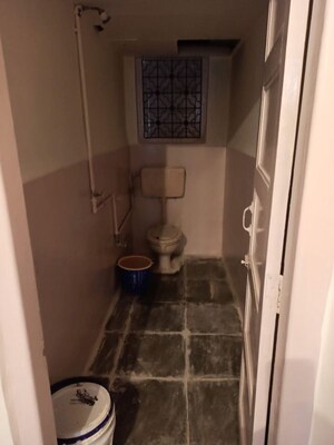 Staircase in 2 BHK Apartment at Gulmanor CHS, Colaba – for Rent