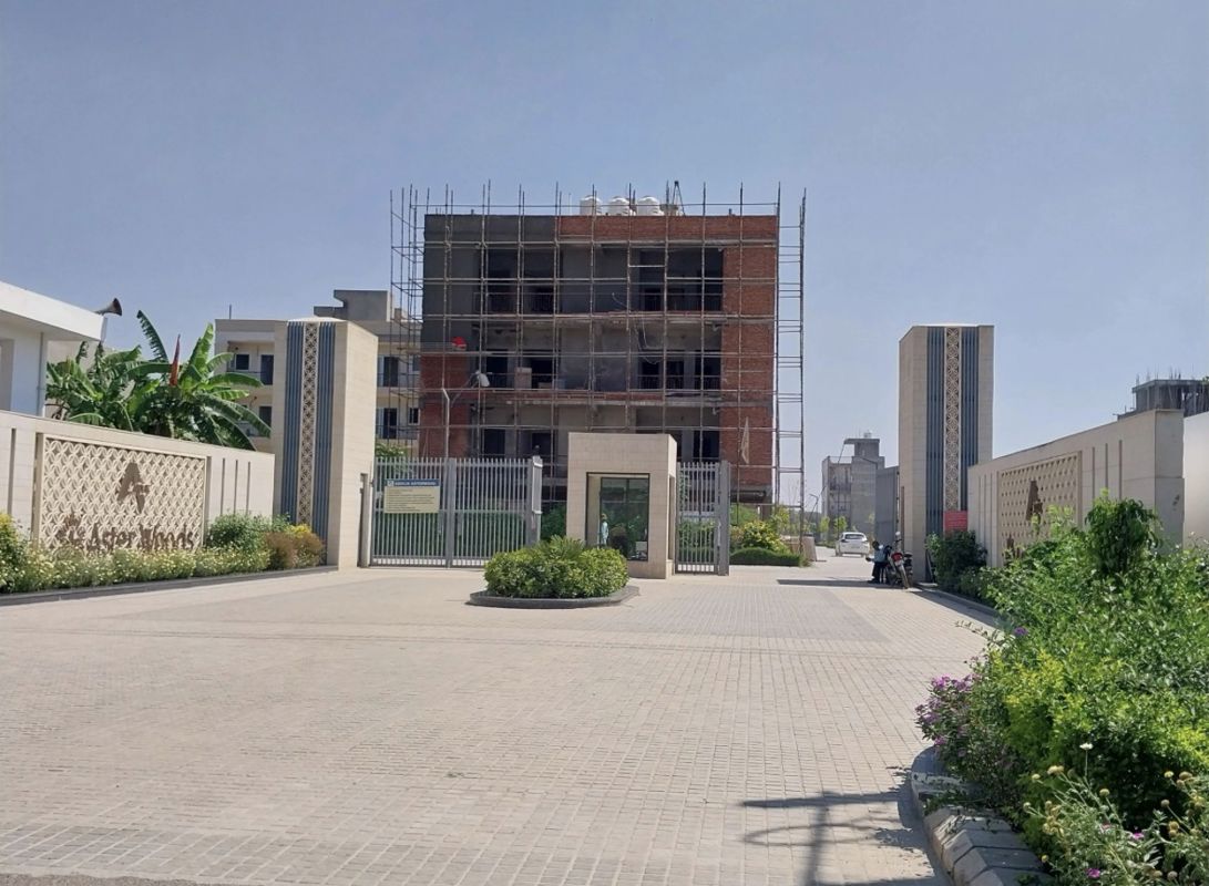 Plot For Sale in Amolik Aster Woods
