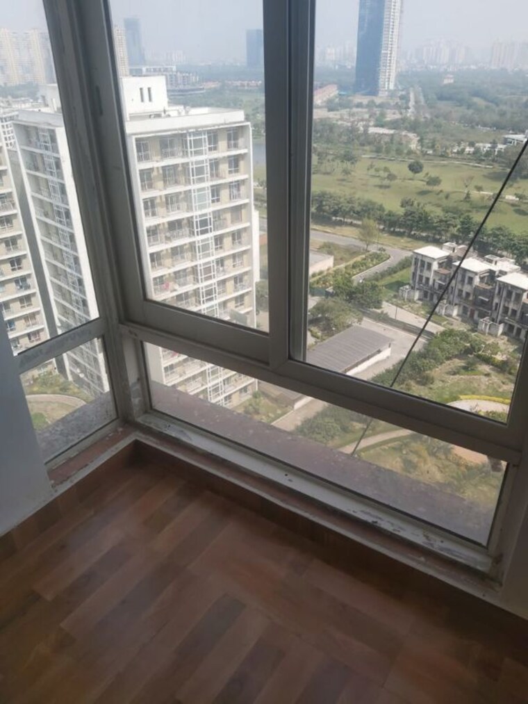 Balcony, jaypee-green-pavillion-heights 3 Bedroom 1950 Sq.Ft. Apartment In Sector 128 Noida 10370685