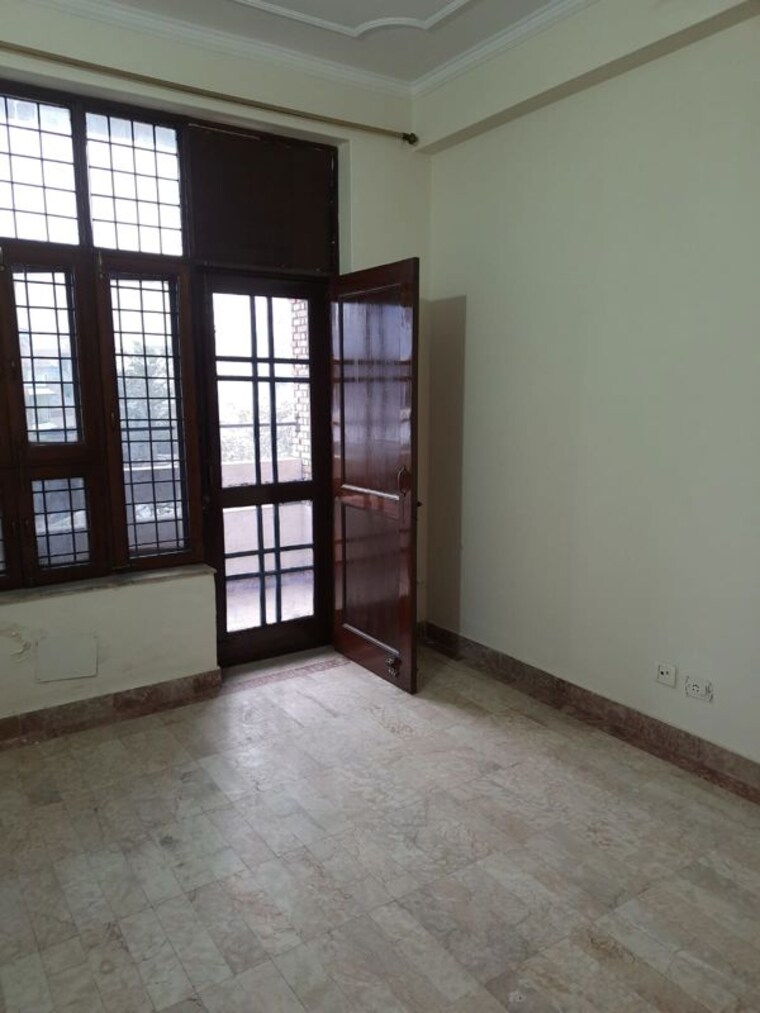 Room, ansal-plaza-sector-23 2 Bedroom 1500 Sq.Ft. Apartment In Sector 23 Gurgaon 10370701
