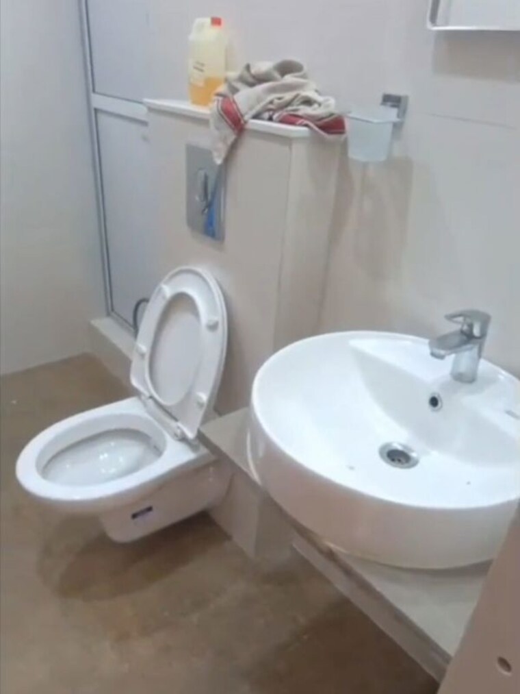 Bathroom, bhimjyani-verraton 2.5 Bedroom 1100 Sq.Ft. Apartment In Manpada Thane 10370675