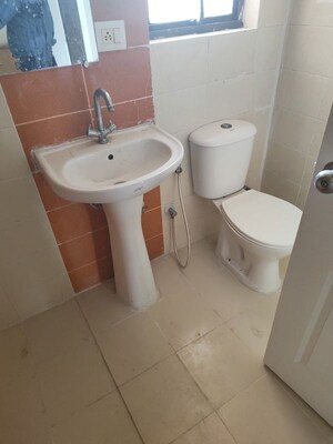 Bathroom in 4 BHK Apartment at Logix Blossom County, Sector 137 – for Rent
