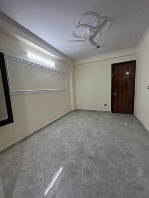 Room in 2 BHK Apartment at Rajpur Khurd Extension – for Rent