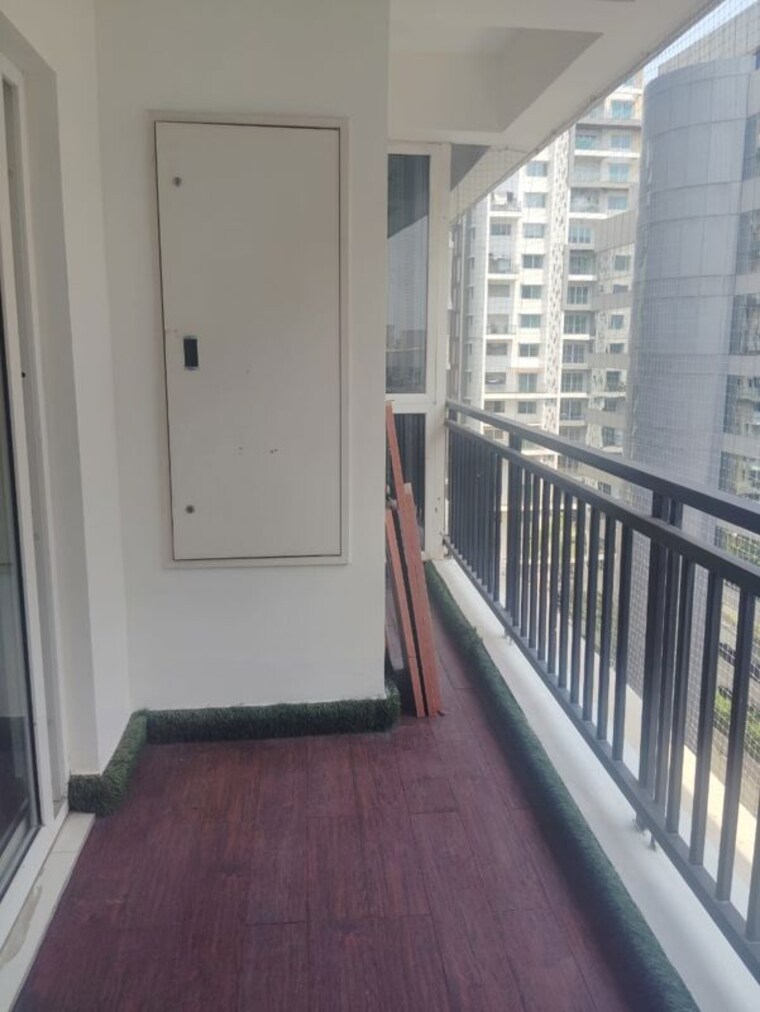 Balcony, vasavis-shanthinikethan 3 Bedroom 2150 Sq.Ft. Apartment In Madhapur Hyderabad 10370716
