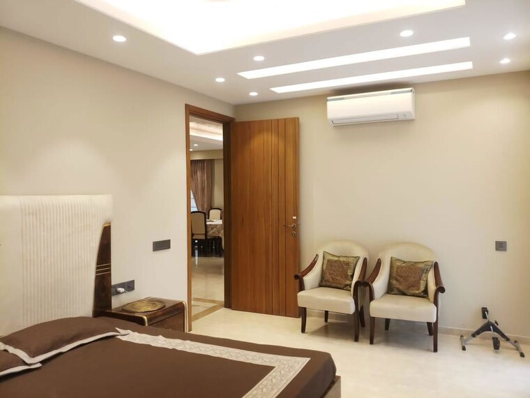 Living Room, greater kailash ii 4 Bedroom 300 Sq.Yd. Builder Floor In Greater Kailash ii Delhi 10370729