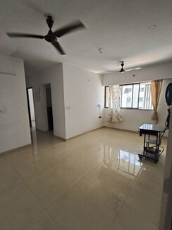 2.5 BHK Apartment For Rent in Lodha Downtown
