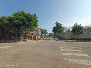 Parking in 3 BHK Independent House at DLF Hyde Park, South Mullanpur – for Rent