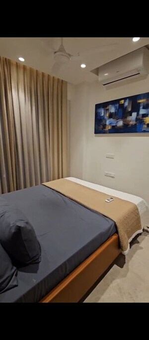 Team Area in 1 BHK Apartment at Hiranandani Regent Hill, Powai – for Rent