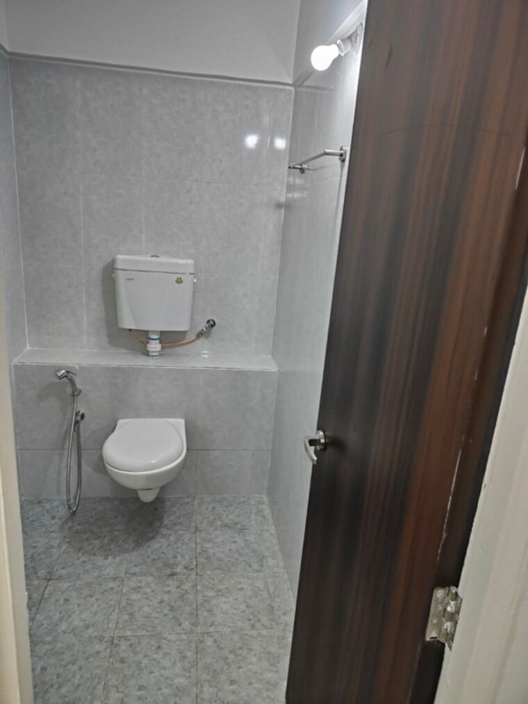 Bathroom, puranik-aldea-anexo 1 Bedroom 600 Sq.Ft. Apartment In Baner Pune 10370765