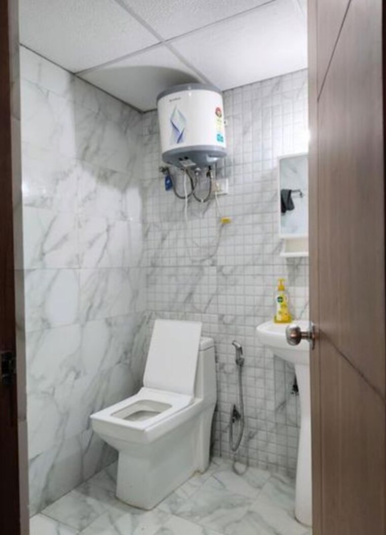 Bathroom, earthcon-casa-grande 1 Bedroom 611 Sq.Ft. Apartment In Chi V Greater Noida Greater Noida 10370772