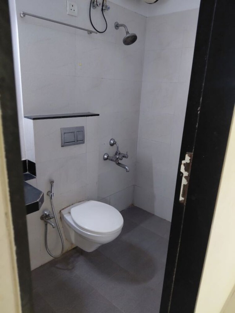 Bathroom, rustomjee-urbania-atelier 2 Bedroom 620 Sq.Ft. Apartment In Thane West Thane 10370771