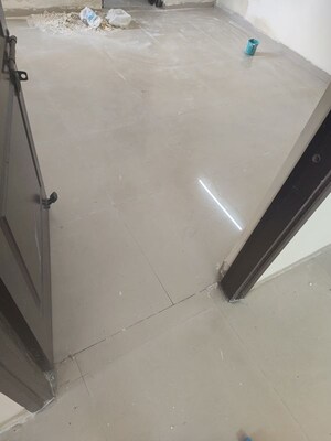 Room in 2 BHK Apartment at Logix Blossom County, Sector 137 – for Rent