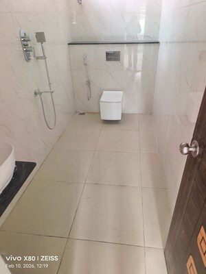 Bathroom in 3 BHK Villa at Pallikaranai – for Sale