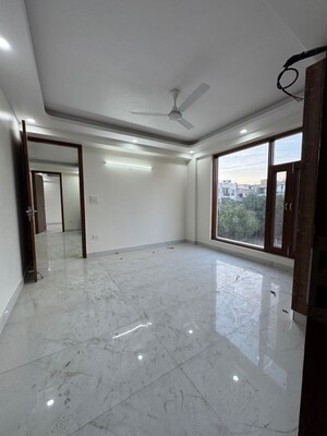 Room in 3 BHK Builder Floor at Chattarpur – for Sale