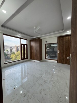 Room in 3 BHK Builder Floor at Chattarpur – for Sale