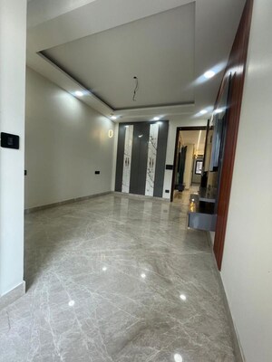 Room in 3 BHK Builder Floor at Ashok Vihar – for Sale