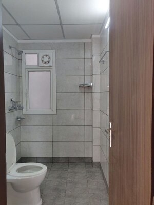 Bathroom in 2 BHK Apartment at Gulshan Botnia, Sector 144 – for Rent