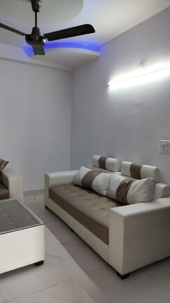 1 BHK Builder Floor For Rent in Ansal Sushant Lok I