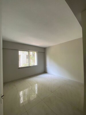 Room in 2 BHK Apartment at Vanaz Corner, Kothrud – for Rent