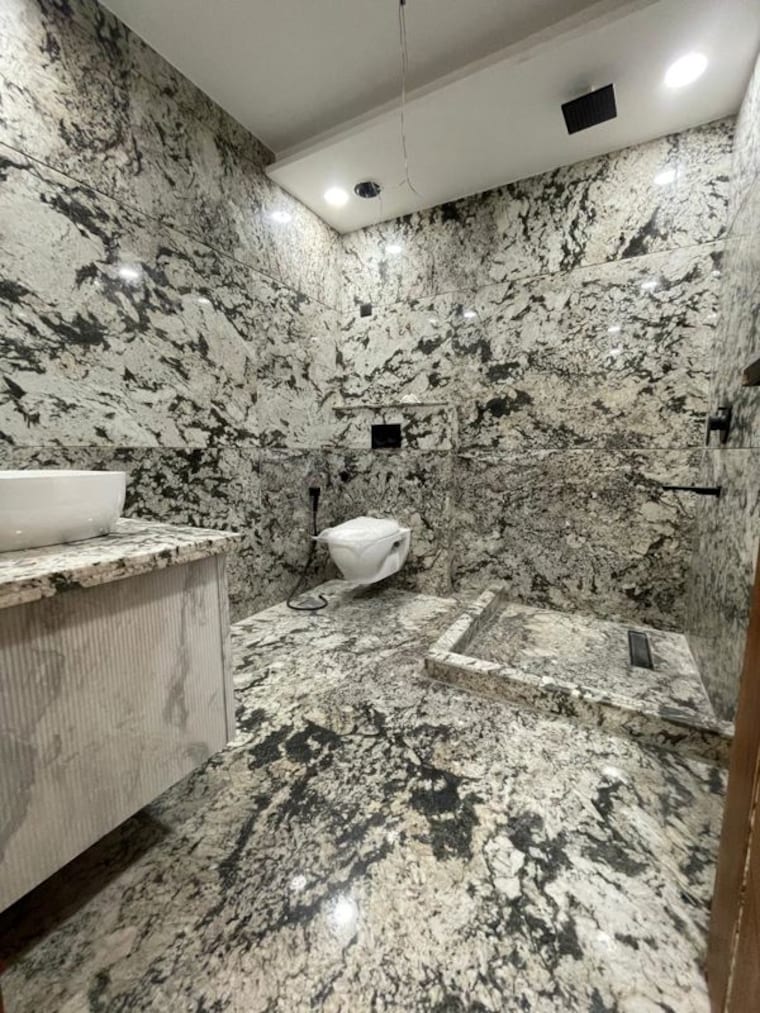 undefined, ashok vihar 4 Bedroom 300 Sq.Yd. Builder Floor In Ashok Vihar Delhi 10370844