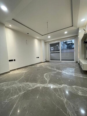 Room in 4 BHK Builder Floor at Ashok Vihar – for Sale