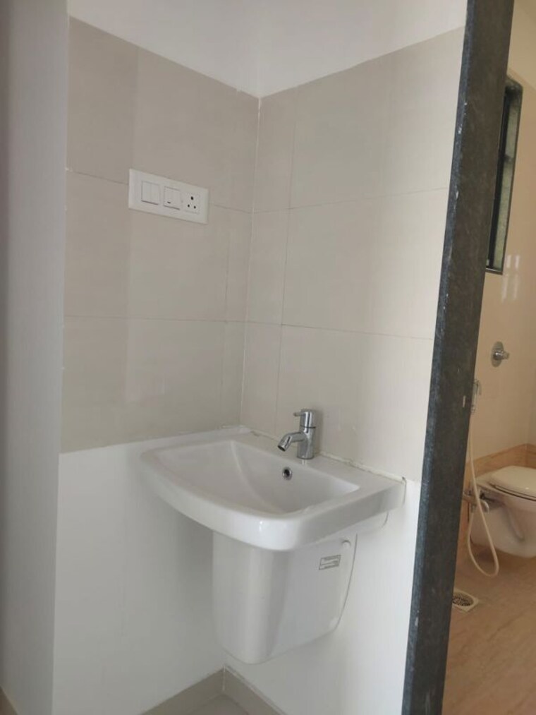 Bathroom, royal-ishana 2 Bedroom 750 Sq.Ft. Apartment In Thergaon Pune 10370846
