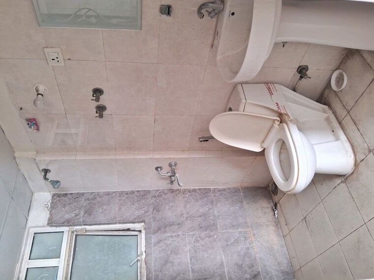 Bathroom, mittal-rajnagar-residency 2 Bedroom 10055 Sq.Ft. Apartment In Raj Nagar Extension Ghaziabad 10370840