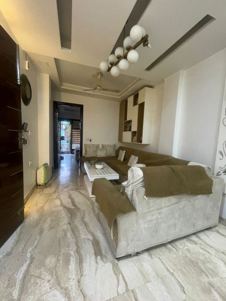 Bedroom, ashok vihar 2 Bedroom 125 Sq.Yd. Builder Floor In Ashok Vihar Delhi 10370858