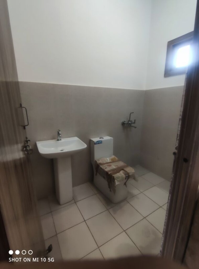 Bathroom, kst-whispering-heights 2 Bedroom 1350 Sq.Ft. Apartment In Sector 88 Faridabad 10366191