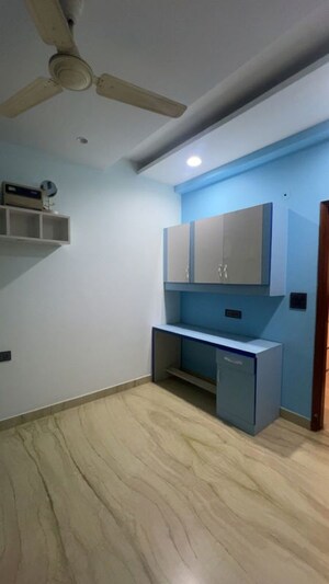 Room in 4 BHK Builder Floor at Ashok Vihar – for Sale