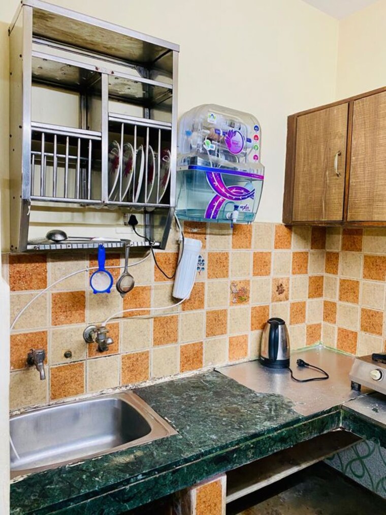 Kitchen, lajpat nagar ii 2 Bedroom 900 Sq.Ft. Builder Floor In Lajpat Nagar ii Delhi 10370875