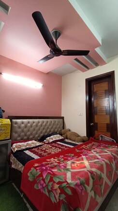 2 BHK Builder Floor For Sale in Pitampura