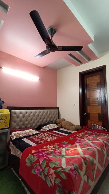 2 BHK Builder Floor For Sale in Pitampura