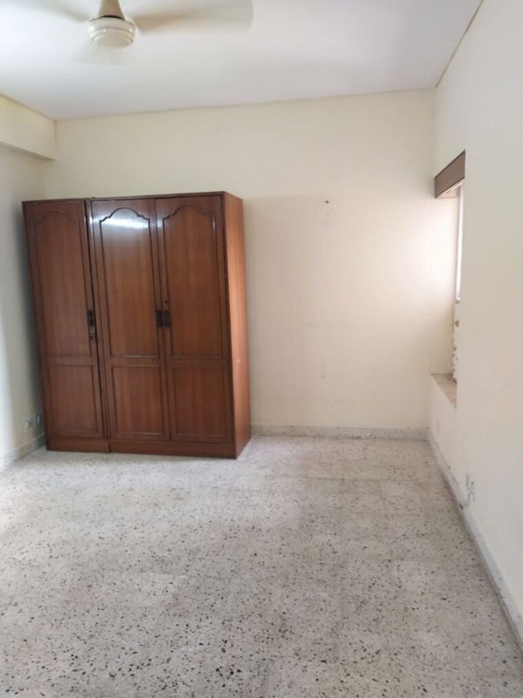 Room, eros-sterling-apartments 2 Bedroom 950 Sq.Ft. Apartment In Charmwood Village Faridabad 10370903