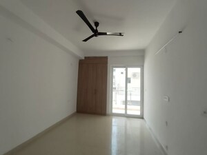 Room in 4 BHK Builder Floor at SS Linden, Sector 84 – for Sale