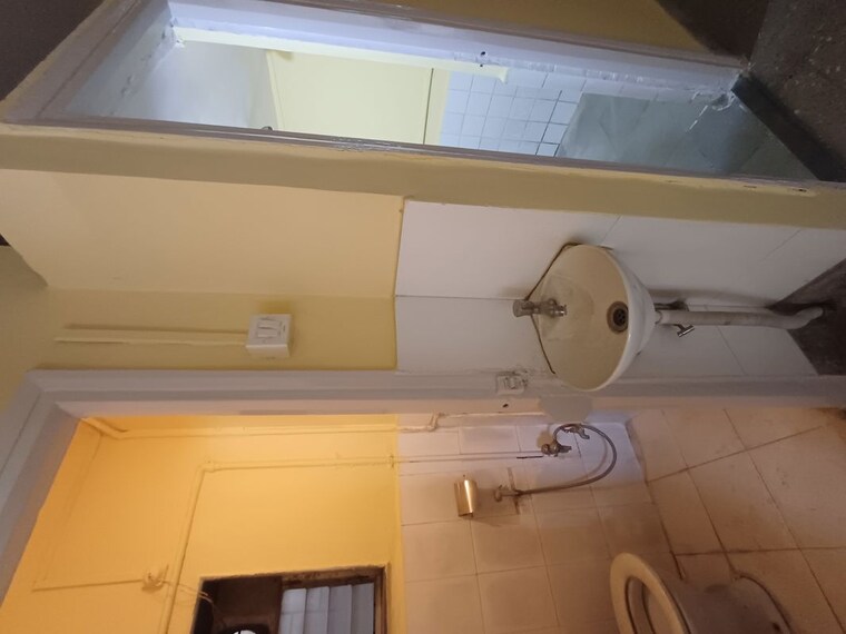 undefined, panch pakhadi 2 Bedroom 700 Sq.Ft. Apartment In Panch Pakhadi Thane 10370934