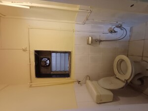 Attached Bathroom in 2 BHK Apartment at Panch Pakhadi – for Rent