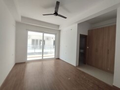 4 BHK + Servant Room Builder Floor For Rent in SS Linden