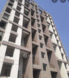 2 BHK Apartment For Sale in Divine Reves