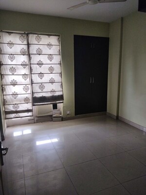 Room in 3 BHK Apartment at Eros Woodbury Tower, Charmwood Village – for Sale