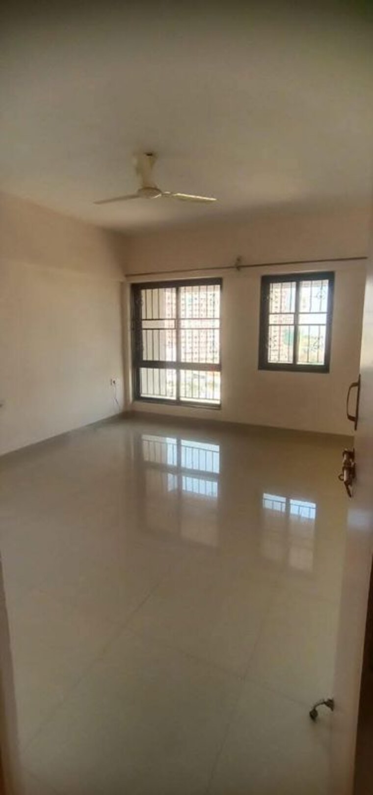 Room, raheja-vistas-phase-ii 3 Bedroom 1500 Sq.Ft. Apartment In Mohammadwadi Pune 10371085