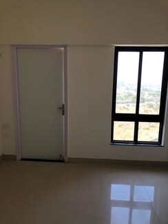 1 BHK + Pooja Room Apartment For Rent in Magarpatta City Heliconia
