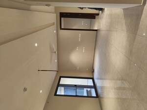 Room in 4 BHK Apartment at Kharar Road – for Sale